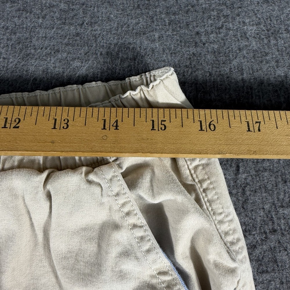 Chubbies Shorts Size XL Beige Khaki 6" Inseam Stretch Waist Cotton Blend - Picture 3 of 5